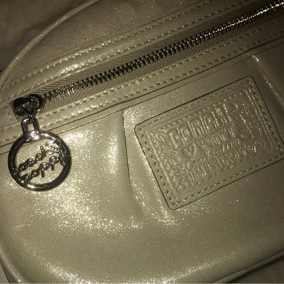 AUTHENTIC Coach Poppy Leather Crossbody Bag/Purse - Picture 4 of 7